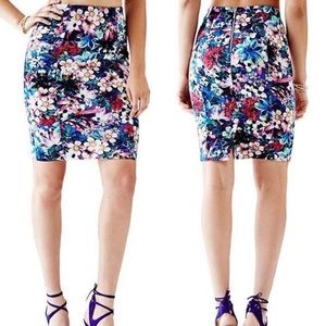 GUESS Floral Print Scuba Skirt (Size L)